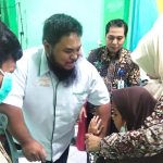 NPCI Sosialisasi di SLB Yaketunis, Pelajar Mengelus-Elus Wajah Atlet Angkat Berat