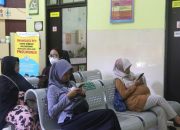 Pasien ISPA Meningkat, Warga Sakit Flu dan Batuk Diminta Pakai Masker