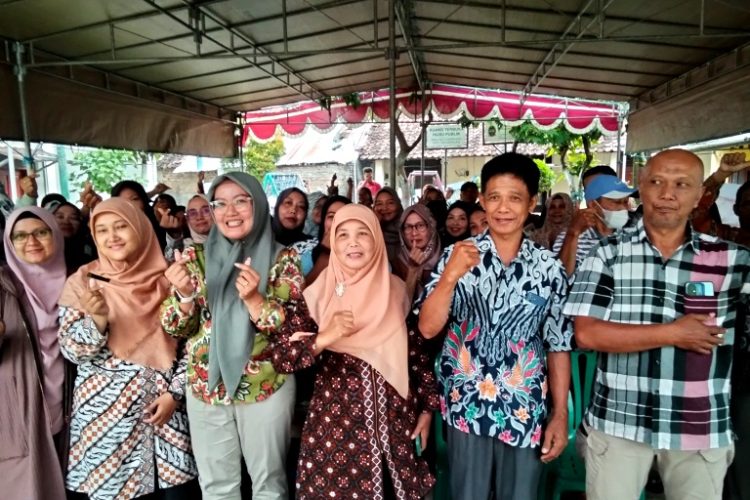 Reses, Politisi Dhian Novitasari Siap Bantu Urus PIP Hingga Rehab RTLH