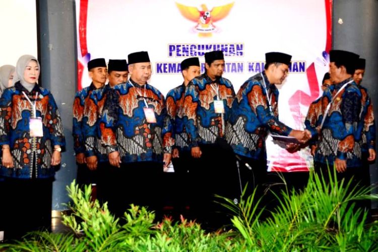 Bupati Harda Kiswaya: Depok dan Gamping Harus jadi Pelajaran, Lurah Sarbini Kukuhkan Pengurus LKK Periode 2025-2030