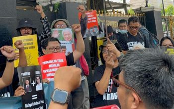 AJI dan Puluhan Jurnalis Gelar Aksi Solidaritas di Jakarta