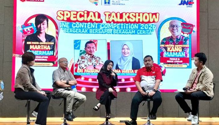 JNE Bukan Sekadar Jasa Kurir, Kini jadi Penghubung Kebahagiaan Melalui Gerakan Literasi