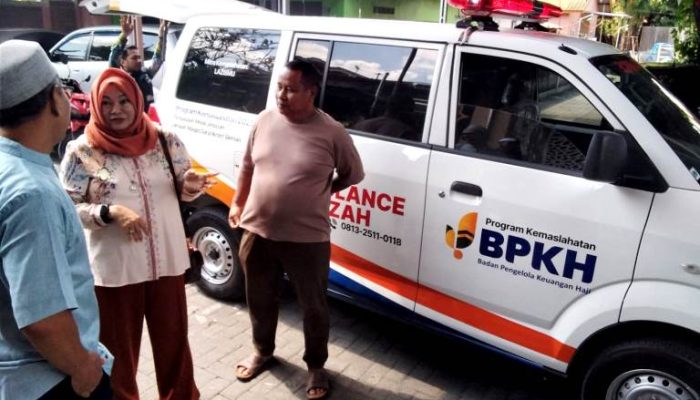 BPKH dan LAZISMU Sumbang Kendaraan Ambulans di Maguwoharjo