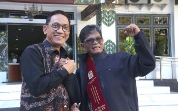 Puluhan Pegawai Dinsosnakertrans Kota Yogyakarta Mbrambangi, Lepas Maryustion Setelah 32 Tahun jadi Abdi Negara
